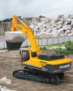 Такий Hyundai R520LC-9S в Росії можна купити на третину дешевше, ніж він коштував "Укрзалізниці"