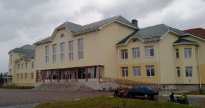 Чиновники знайшли спосіб освоїти ще 18 мільйонів на будівництві відкритої у 2009 році школи.