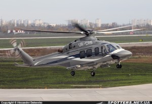 Вертоліт Януковича  Agusta AW139 (номер UR-CRB) ціною майже 10 мільйонів євро.