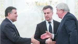Арсен Аваков, Валентин Наливайченко і Віктор Шокін