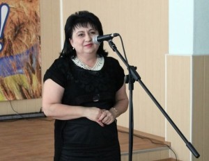 Лариса Бабакова стала чиновницею мерії і почала вигравати великі тендери на харчування школярів