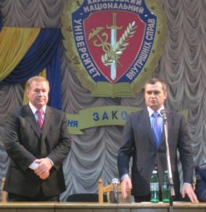 Ректором ХНУВС Сергія Гусарова призначив міністр МВС Віталій Захарченко.