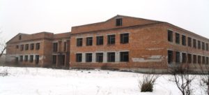Недобудована школа у Новолабуні